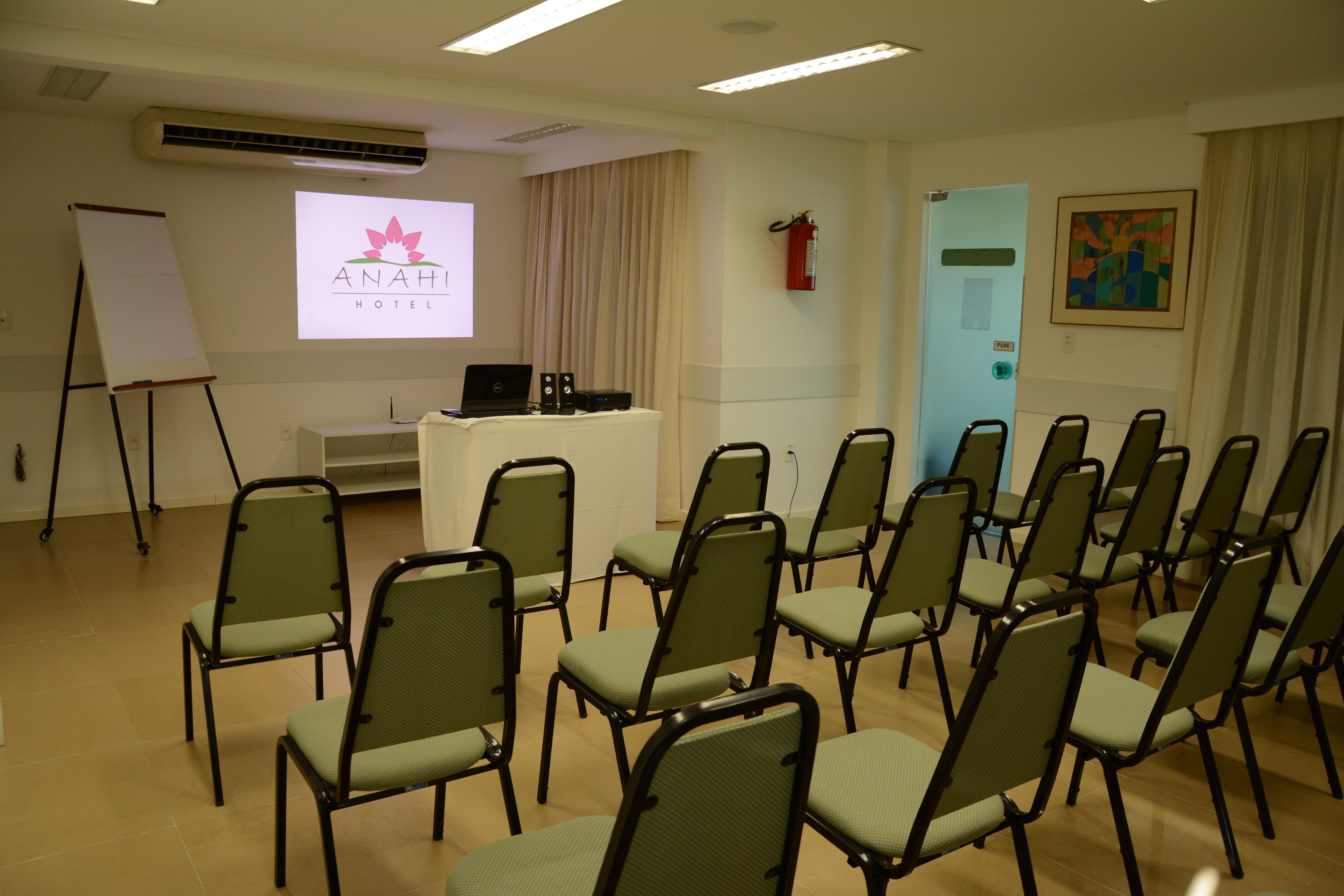 ז'אבואטו דוס גוארראפס Hotel Anahi מראה חיצוני תמונה